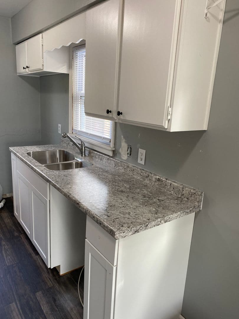 Waterloo House: 1216 Beech