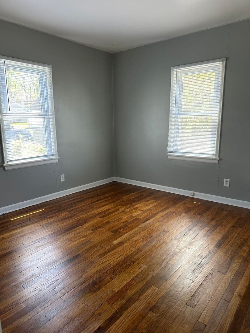 Waterloo House: 611 West 8th Street
