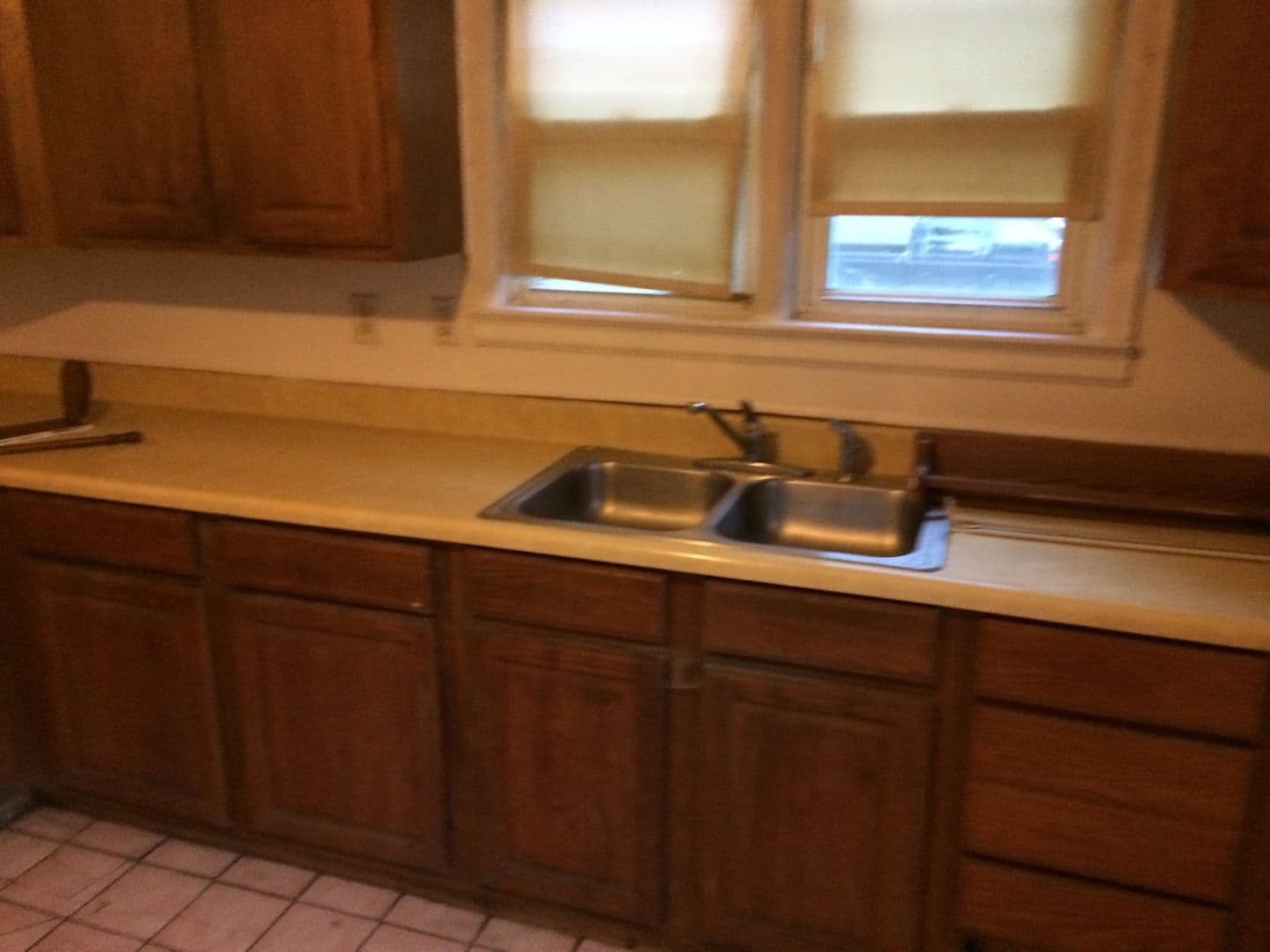 Waterloo House: 917 Kern