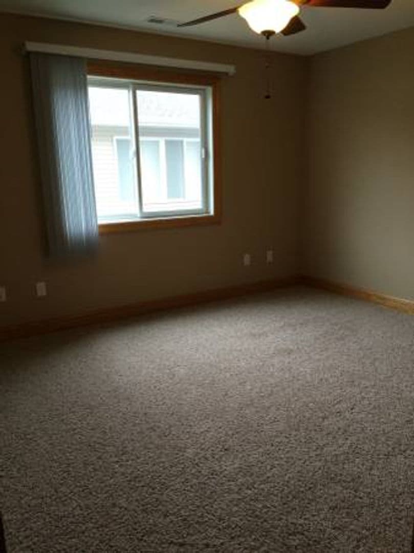 Waterloo Apartment: 3401-3501 Cobblestone Circle