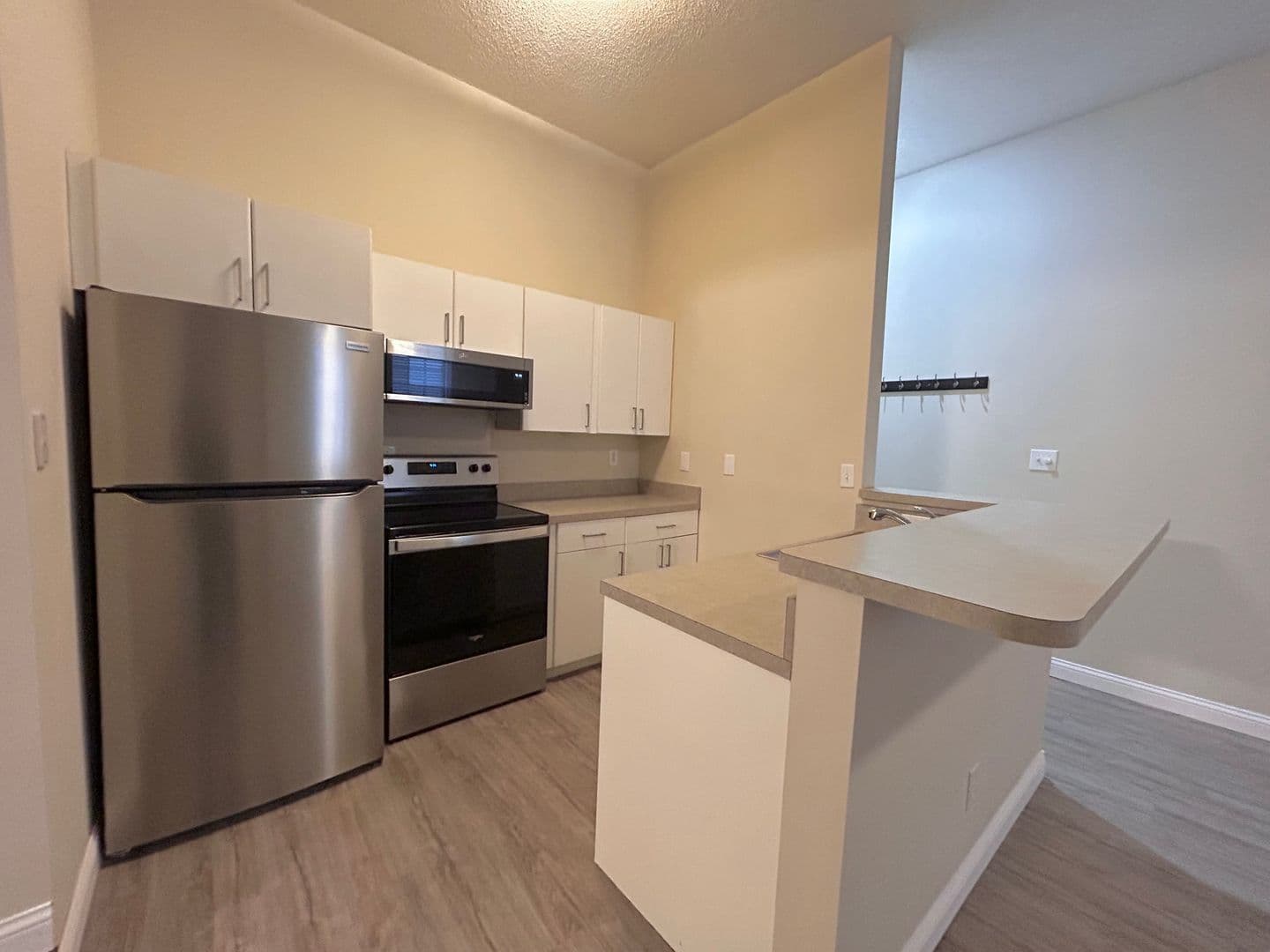 Bloomington Apartment: 601 N. College Ave.