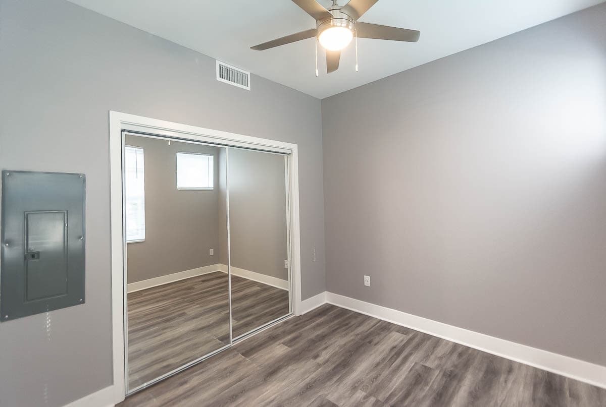 Bloomington Apartment: 221 E. Kirkwood Ave.