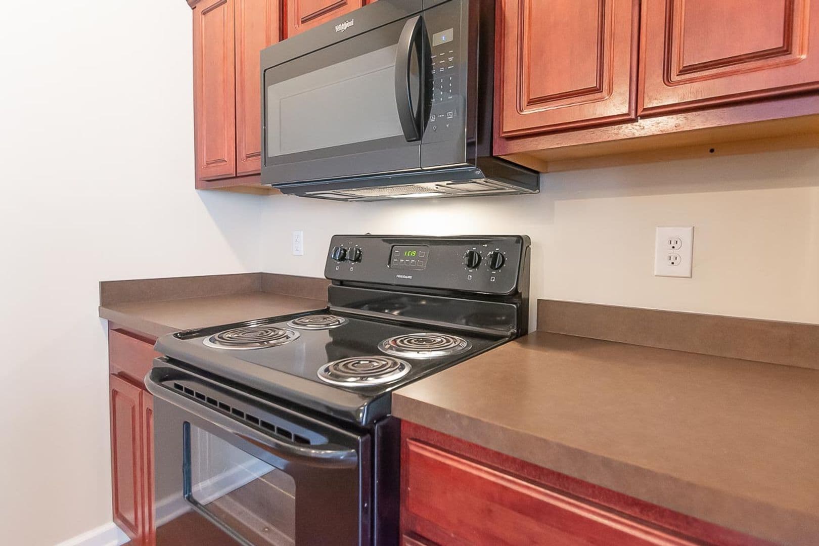 Bloomington Apartment: 532 North Morton Street