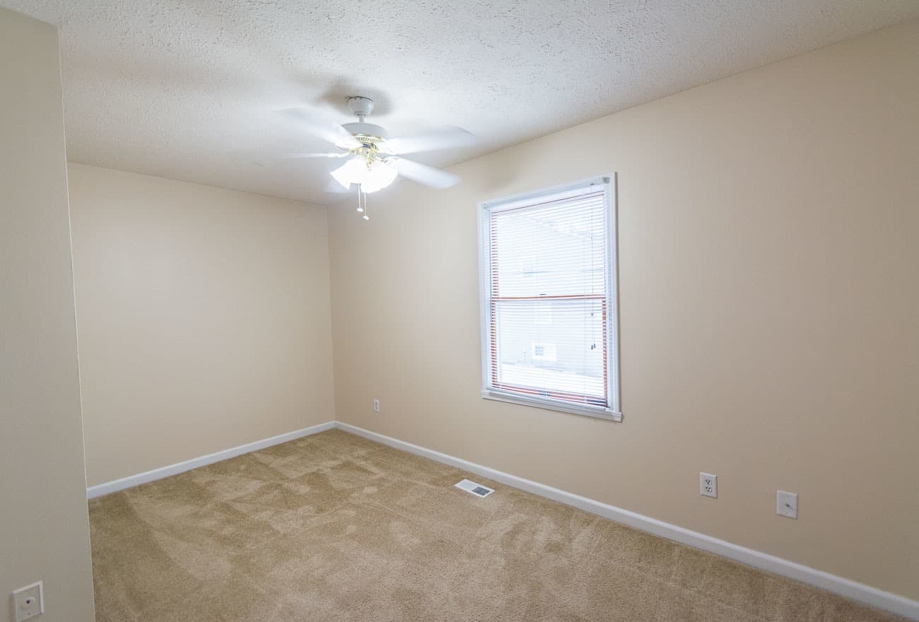 Bloomington Apartment: 513 E 14th St