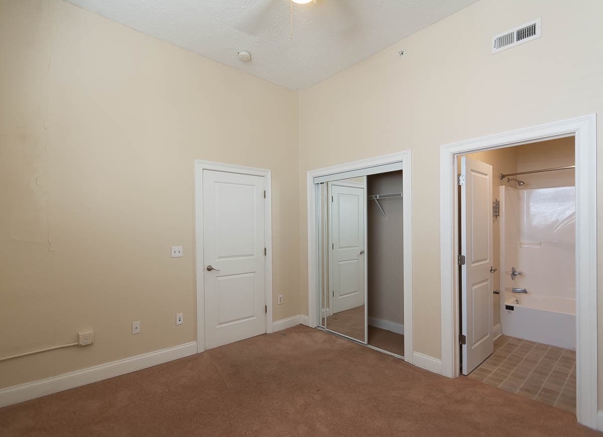 Bloomington Apartment: 106 E. Kirkwood Ave.