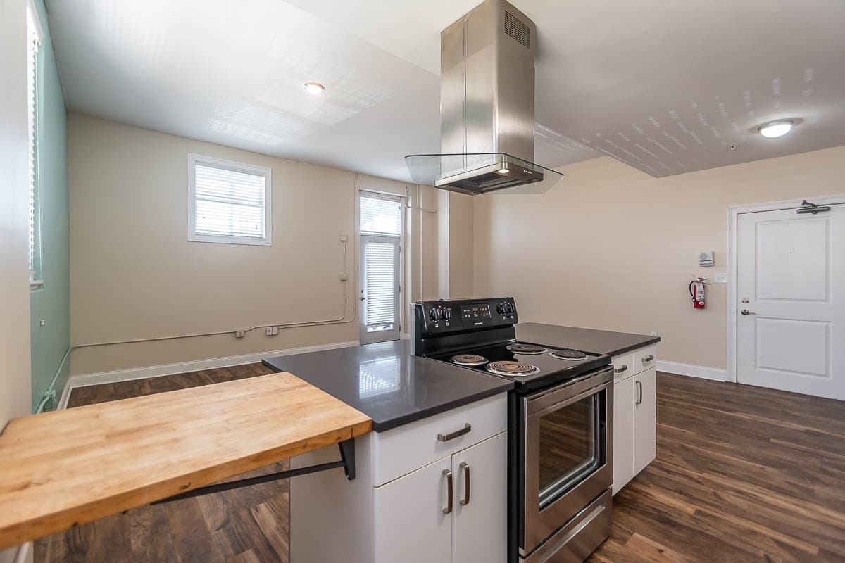 Bloomington Apartment: 106 E. Kirkwood Ave.