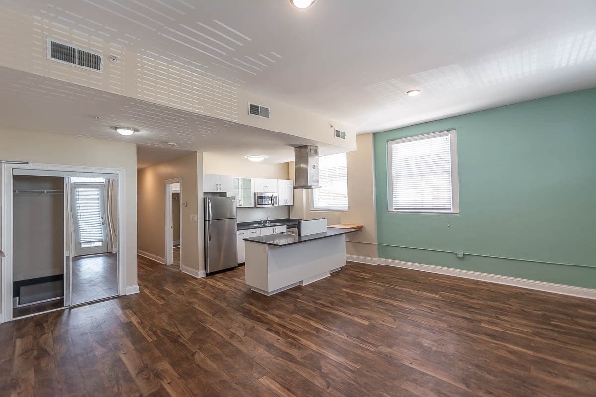 Bloomington Apartment: 106 E. Kirkwood Ave.