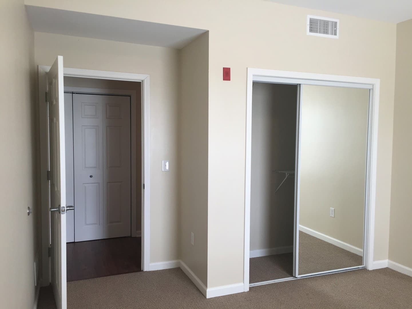 Bloomington Apartment: 640 N. Morton Street