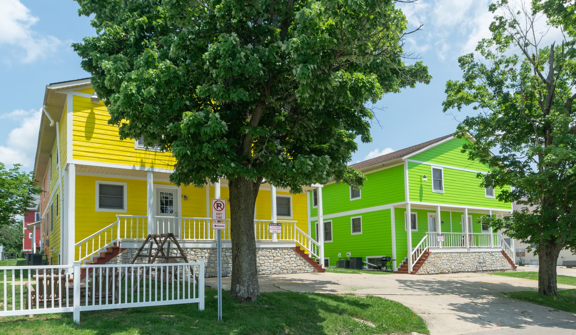 Bloomington Apartment: 511 E 14th St