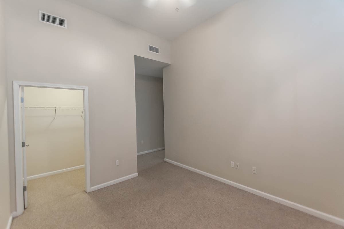 Bloomington Apartment: 602 N. Morton Street