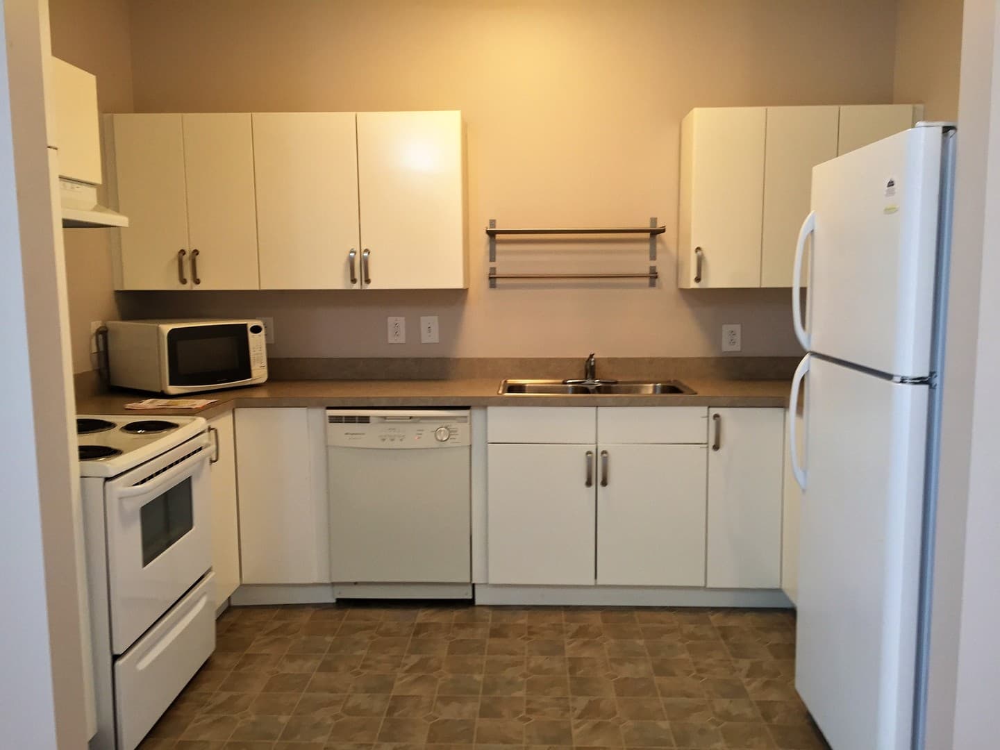 Bloomington Apartment: 601 N. College Ave.