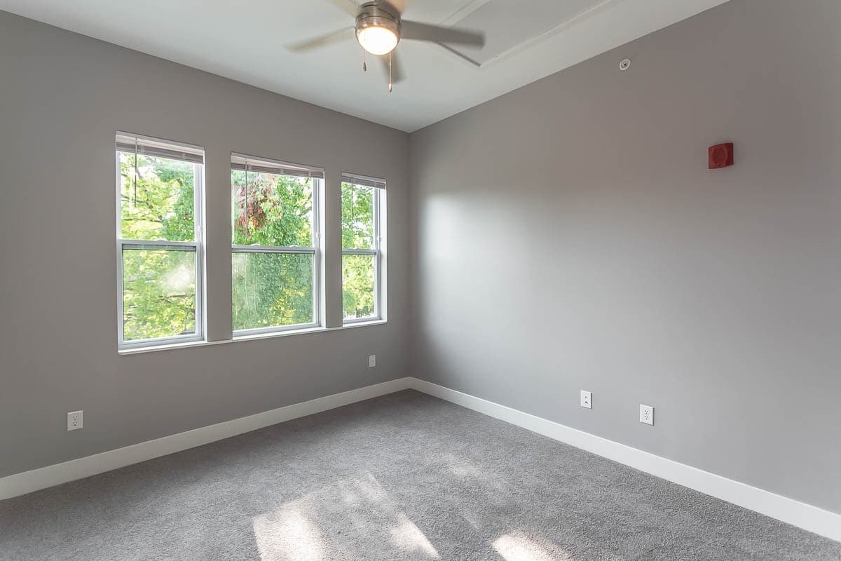 Bloomington Apartment: 221 E. Kirkwood Ave.