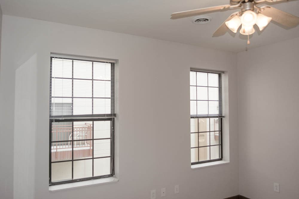 Bloomington Apartment: 601 N. College Ave.