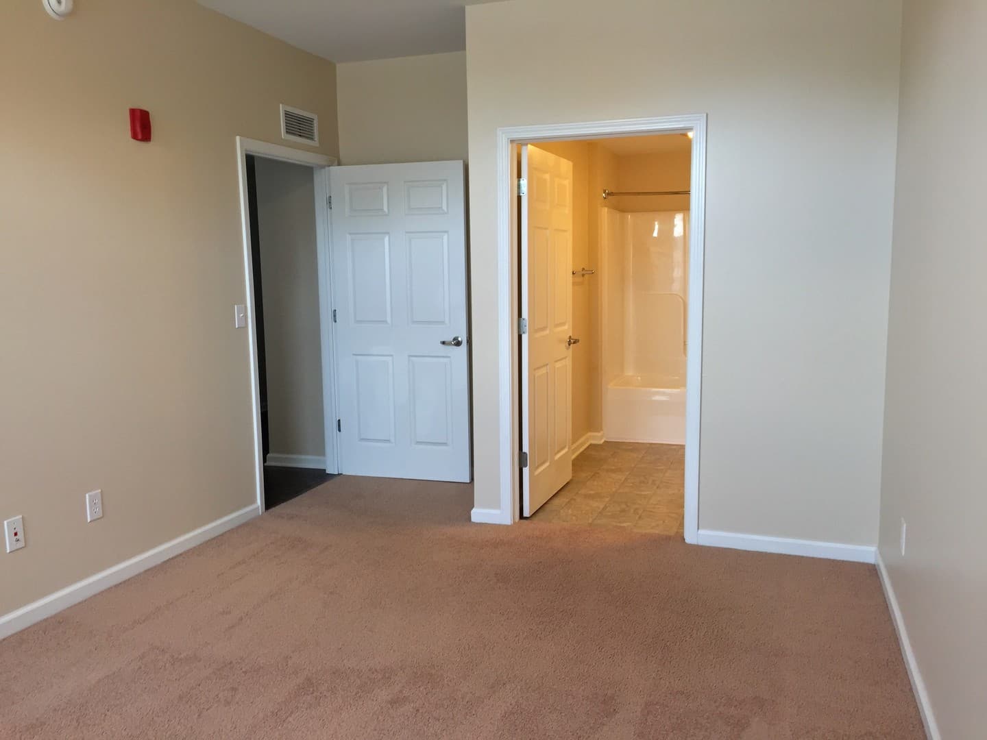 Bloomington Apartment: 1280 N. College Ave