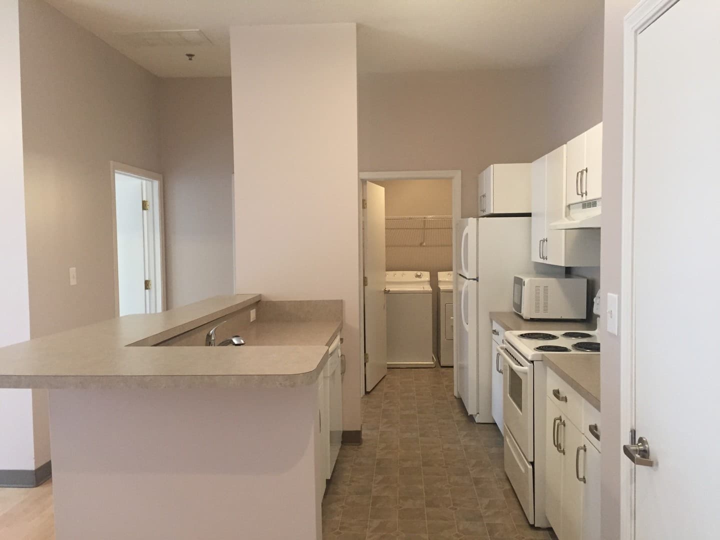 Bloomington Apartment: 601 N. College Ave.