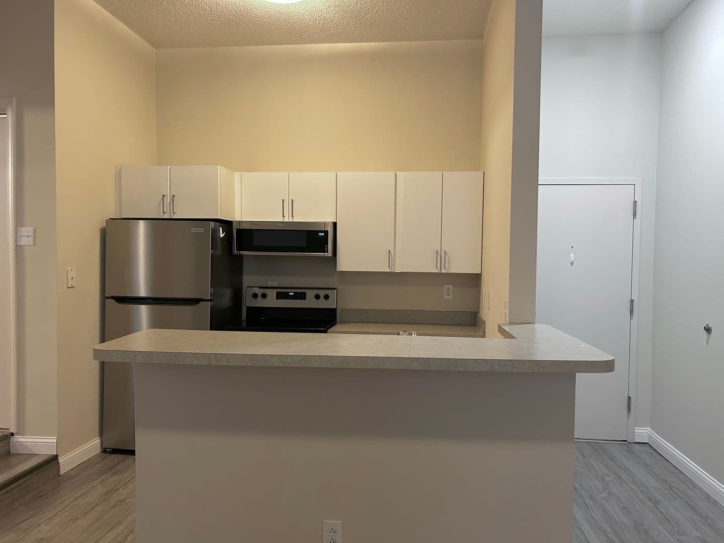 Bloomington Apartment: 601 N. College Ave.