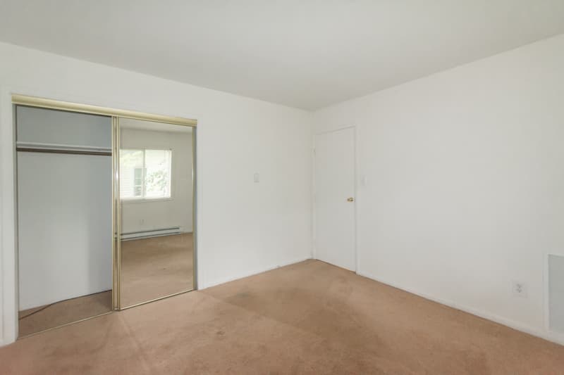 Bloomington Apartment: 316 E. 2nd Street