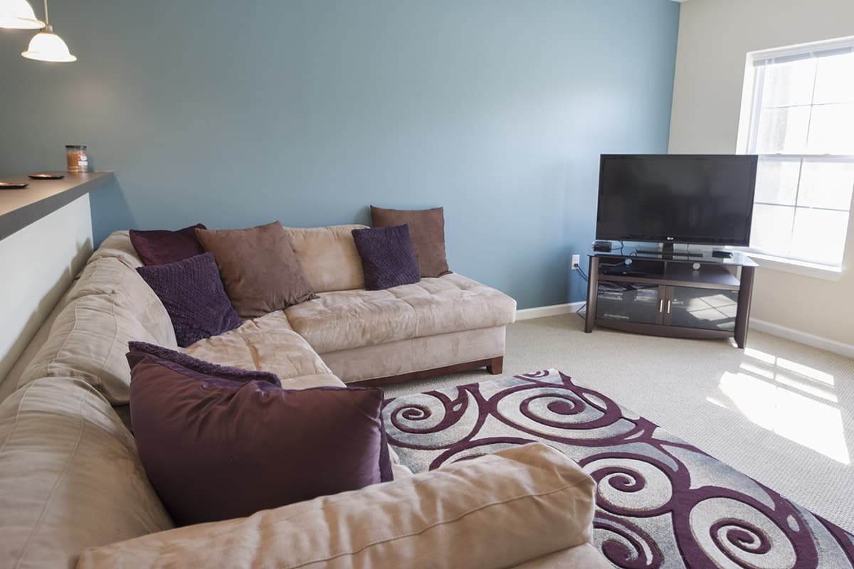 Bloomington Apartment: 2549 Eastgate Lane