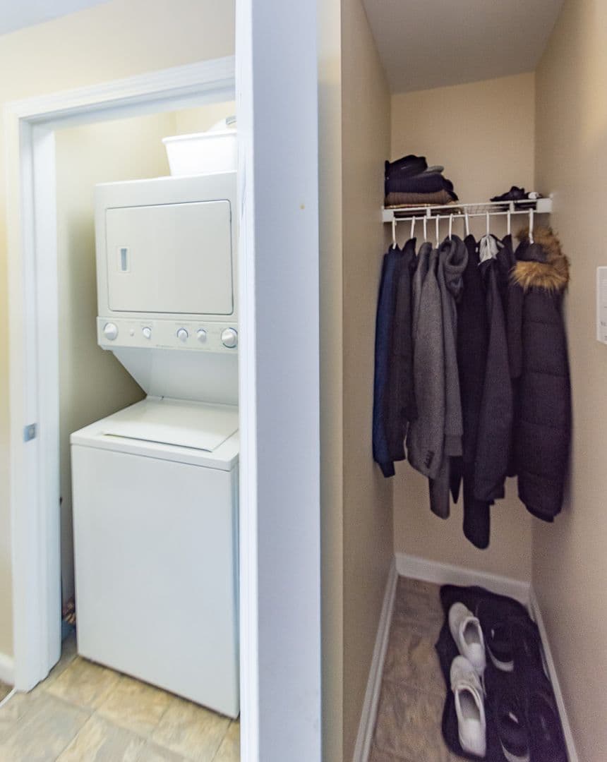 Bloomington Apartment: 2539  Eastgate Lane