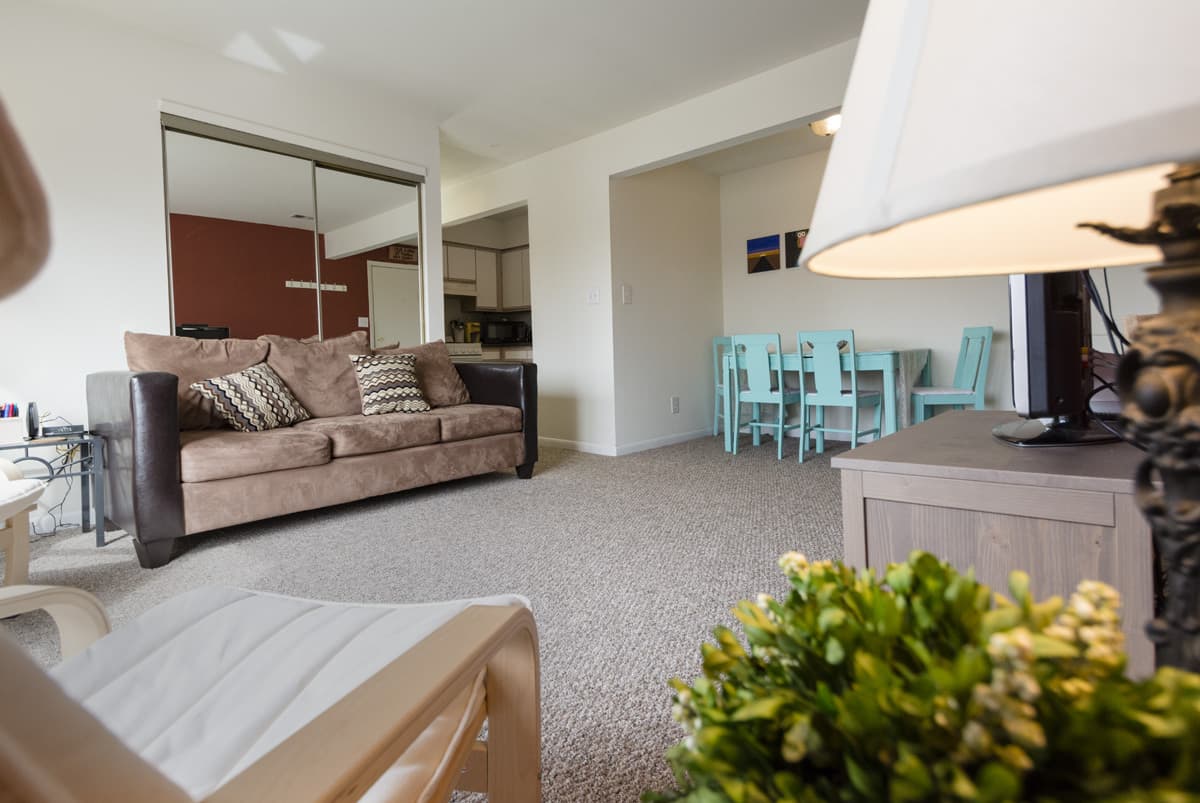 Bloomington Apartment: 515 E. 11th Street