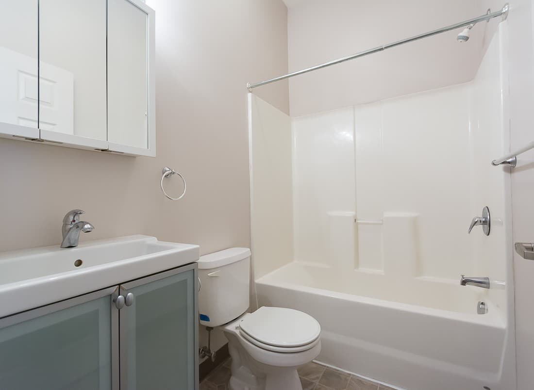 Bloomington Apartment: 601 N. College Ave.