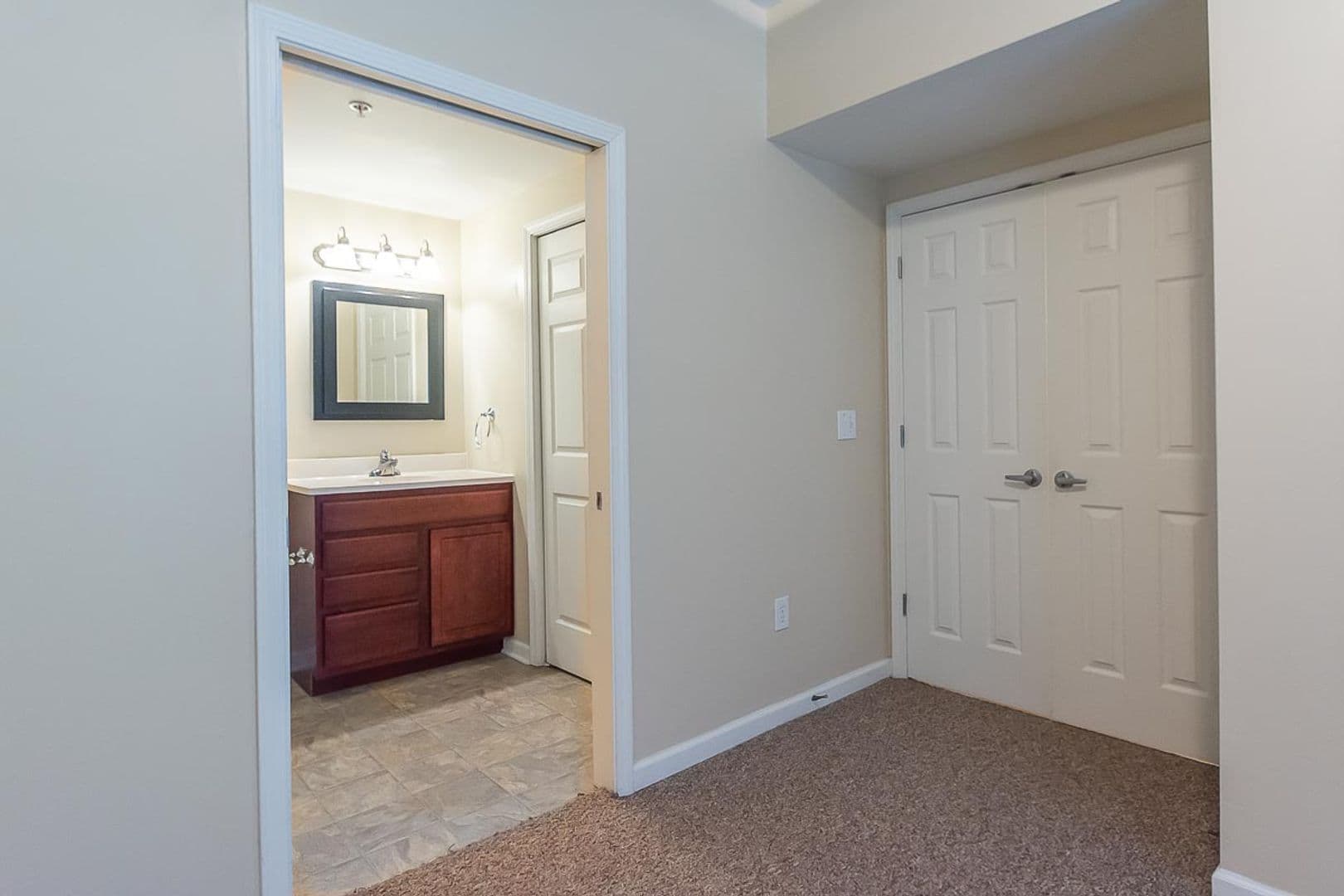 Bloomington Apartment: 532 North Morton Street