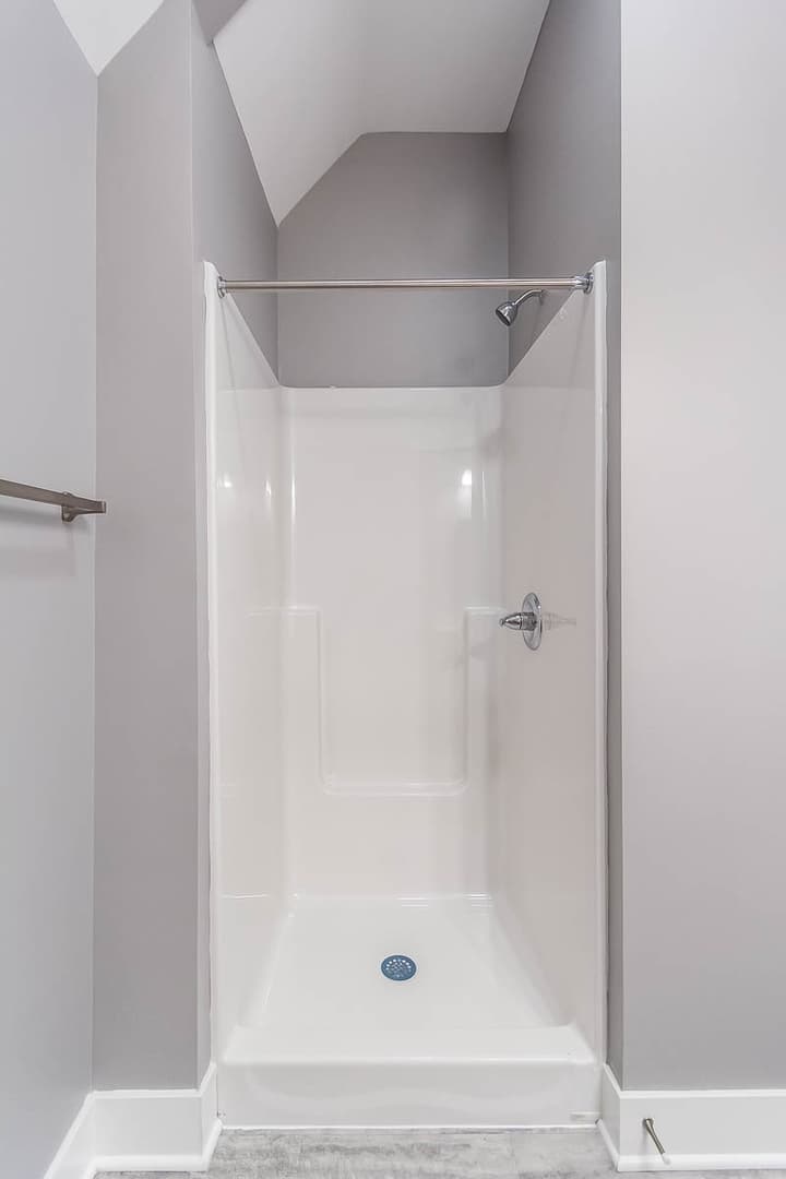 Bloomington Apartment: 221 E. Kirkwood Ave.