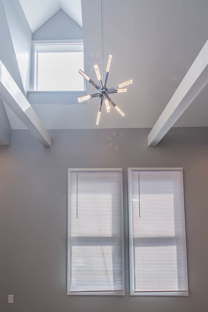 Bloomington Apartment: 221 E. Kirkwood Ave.