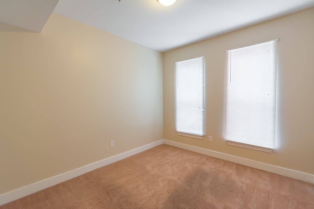 Bloomington Apartment: 632 N College Ave.