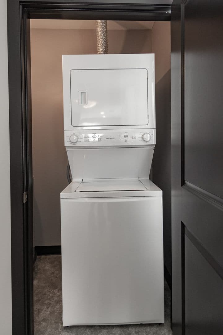 Bloomington Apartment: 200 & 250 S. Washington Street