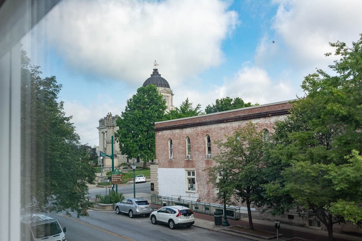Bloomington Apartment: 106 E. Kirkwood Ave.