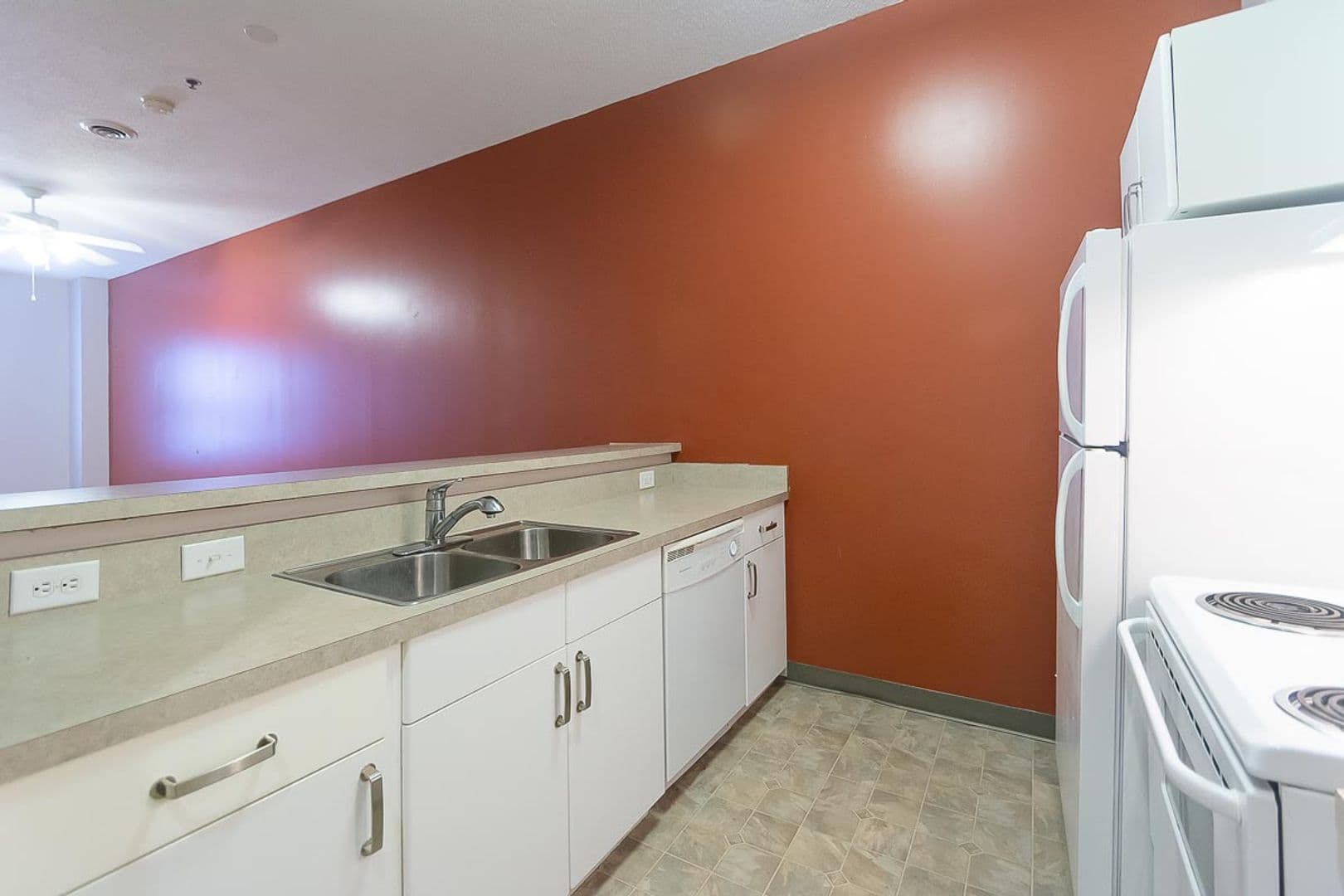 Bloomington Apartment: 601 N. College Ave.