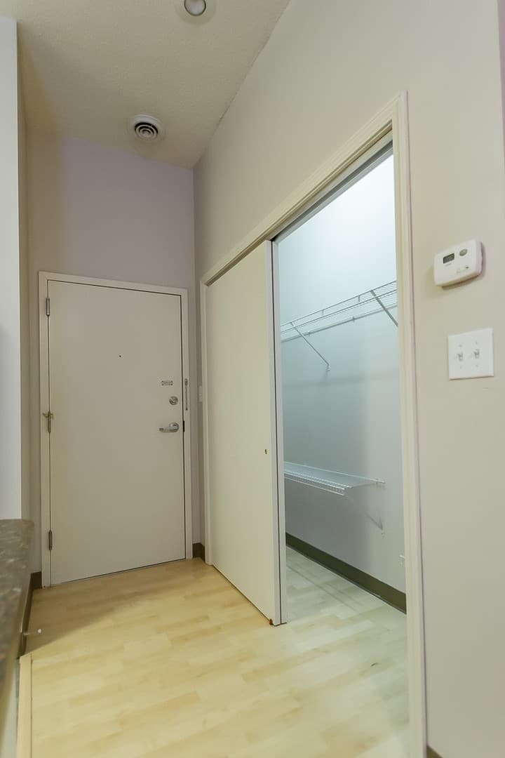 Bloomington Apartment: 601 N. College Ave.