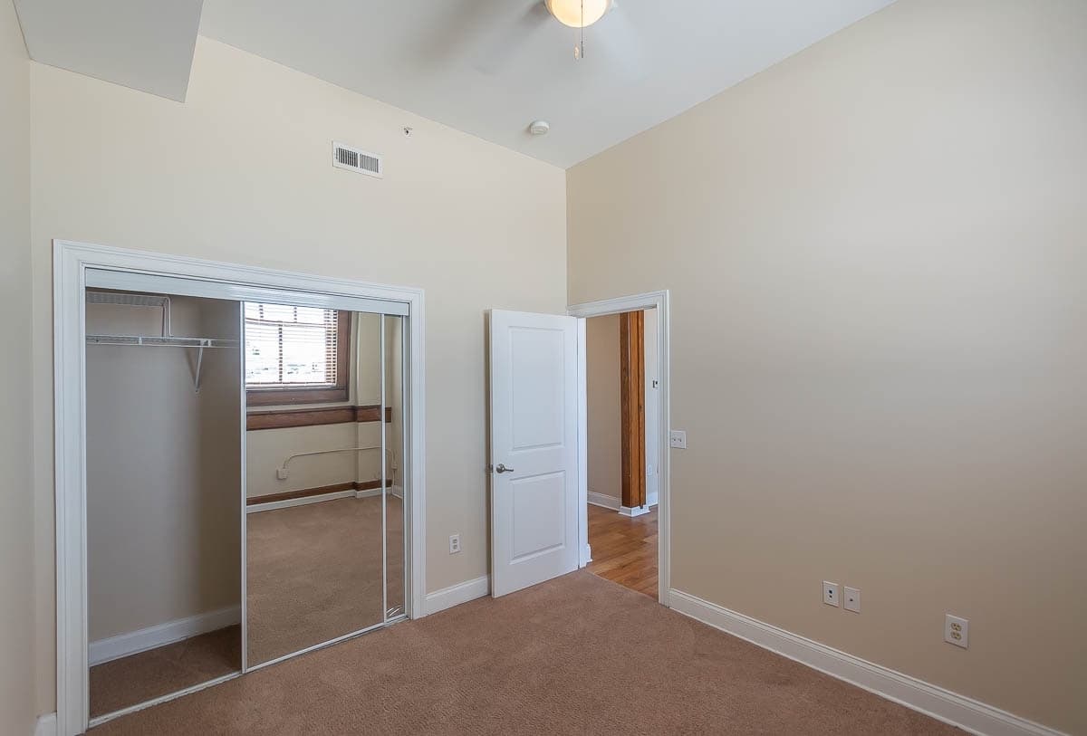 Bloomington Apartment: 106 E. Kirkwood Ave.