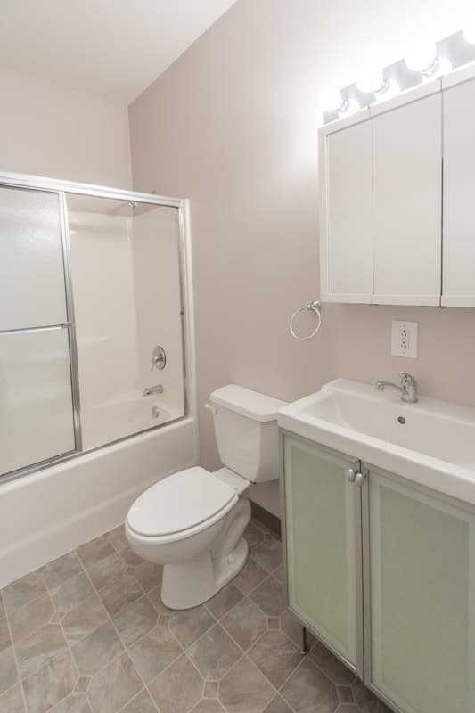 Bloomington Apartment: 601 N. College Ave.