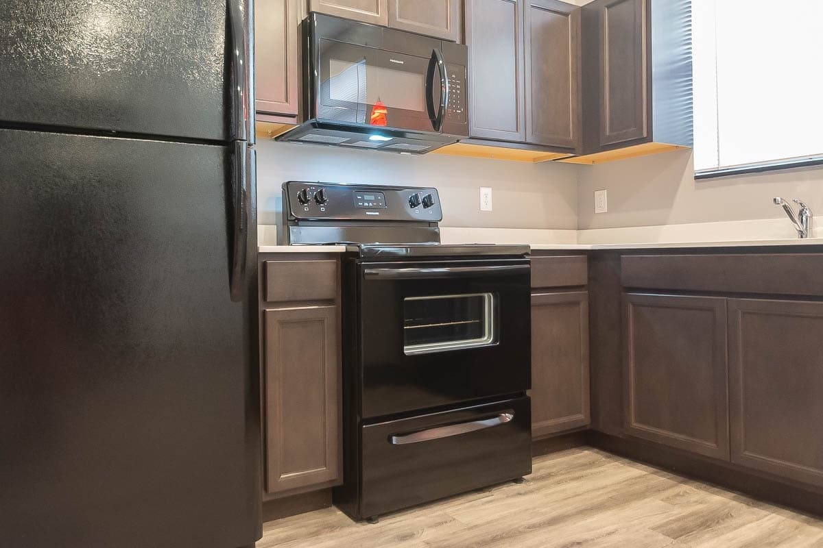 Bloomington Apartment: 215 S. Walnut