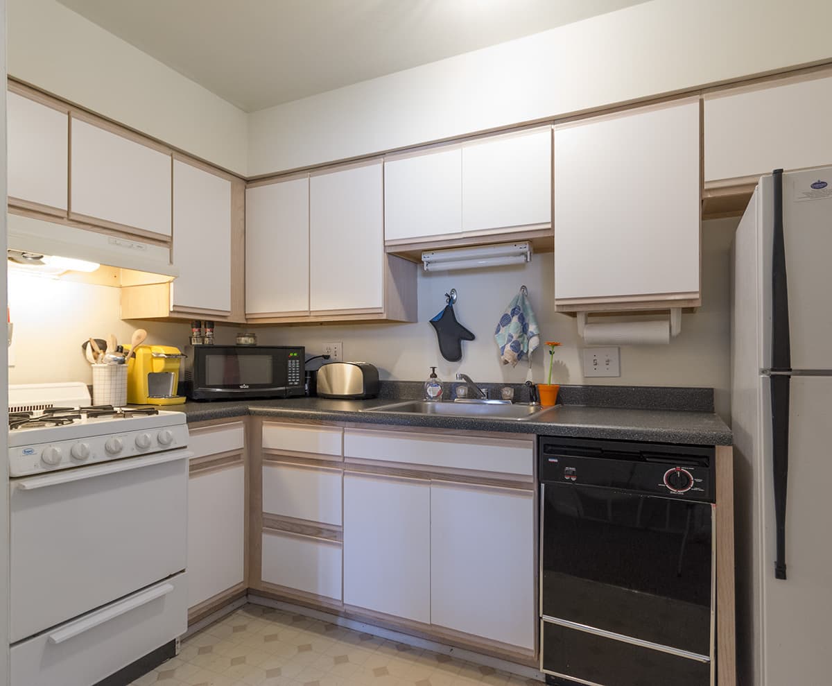 Bloomington Apartment: 515 E. 11th Street
