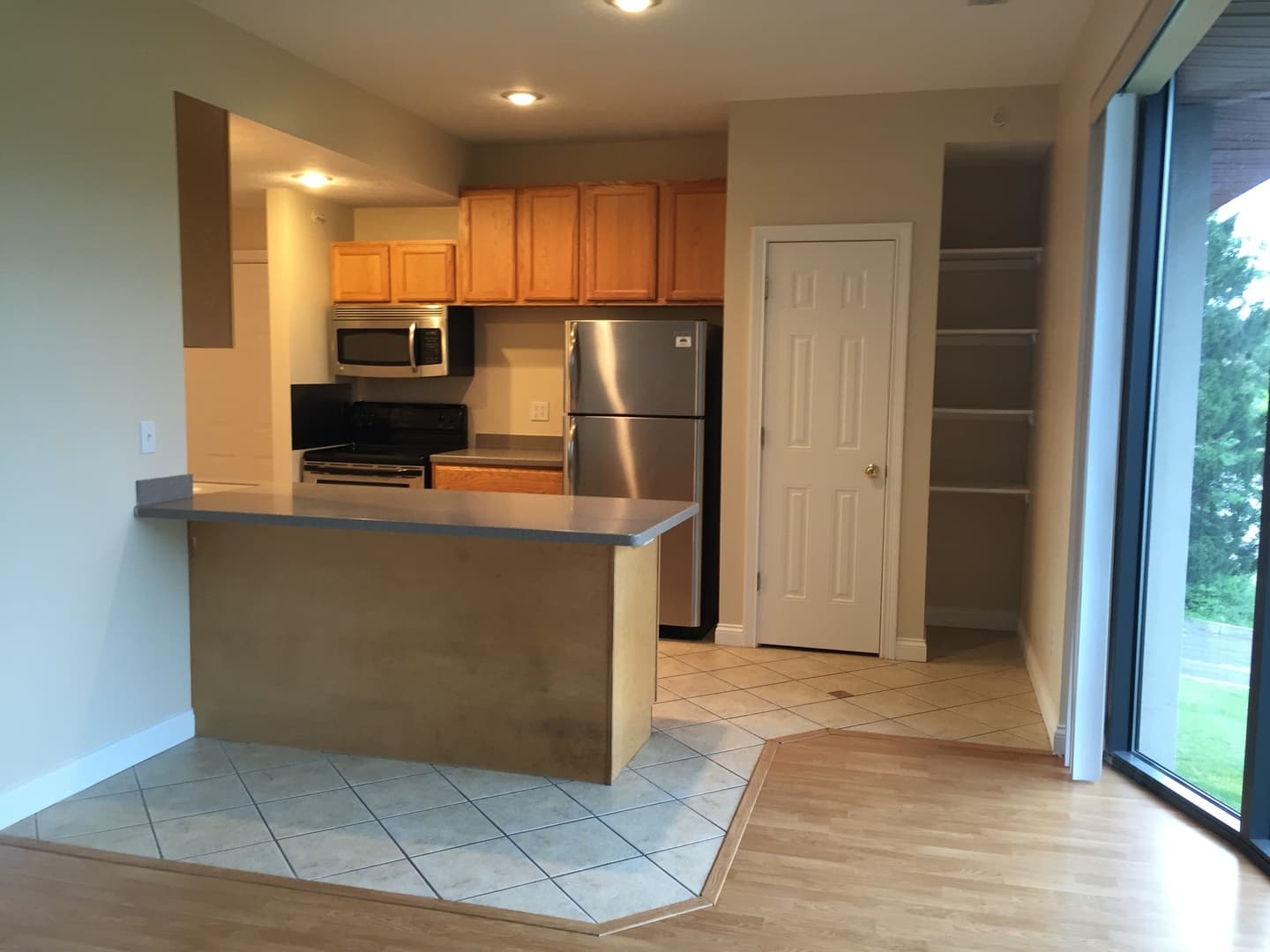 Bloomington Apartment: 1600 N. Walnut Street