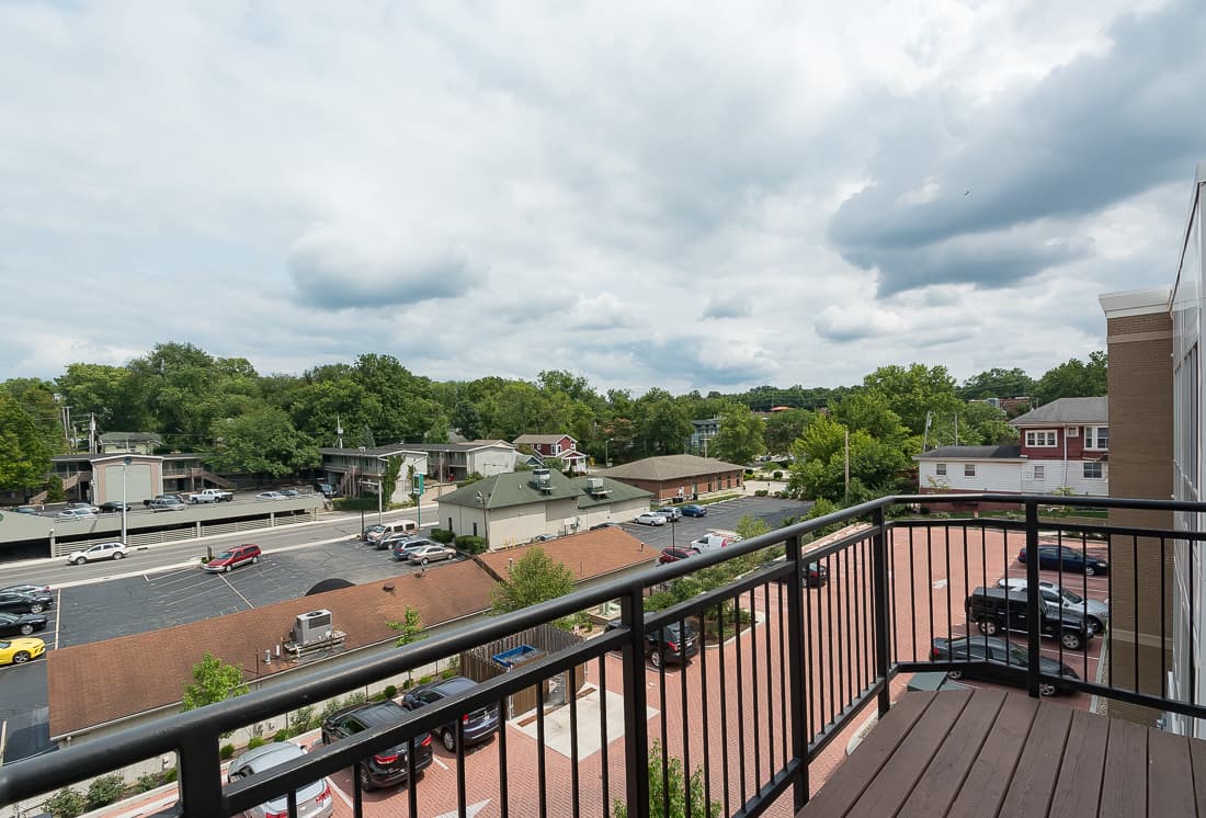 Bloomington Apartment: 1280 N. College Ave