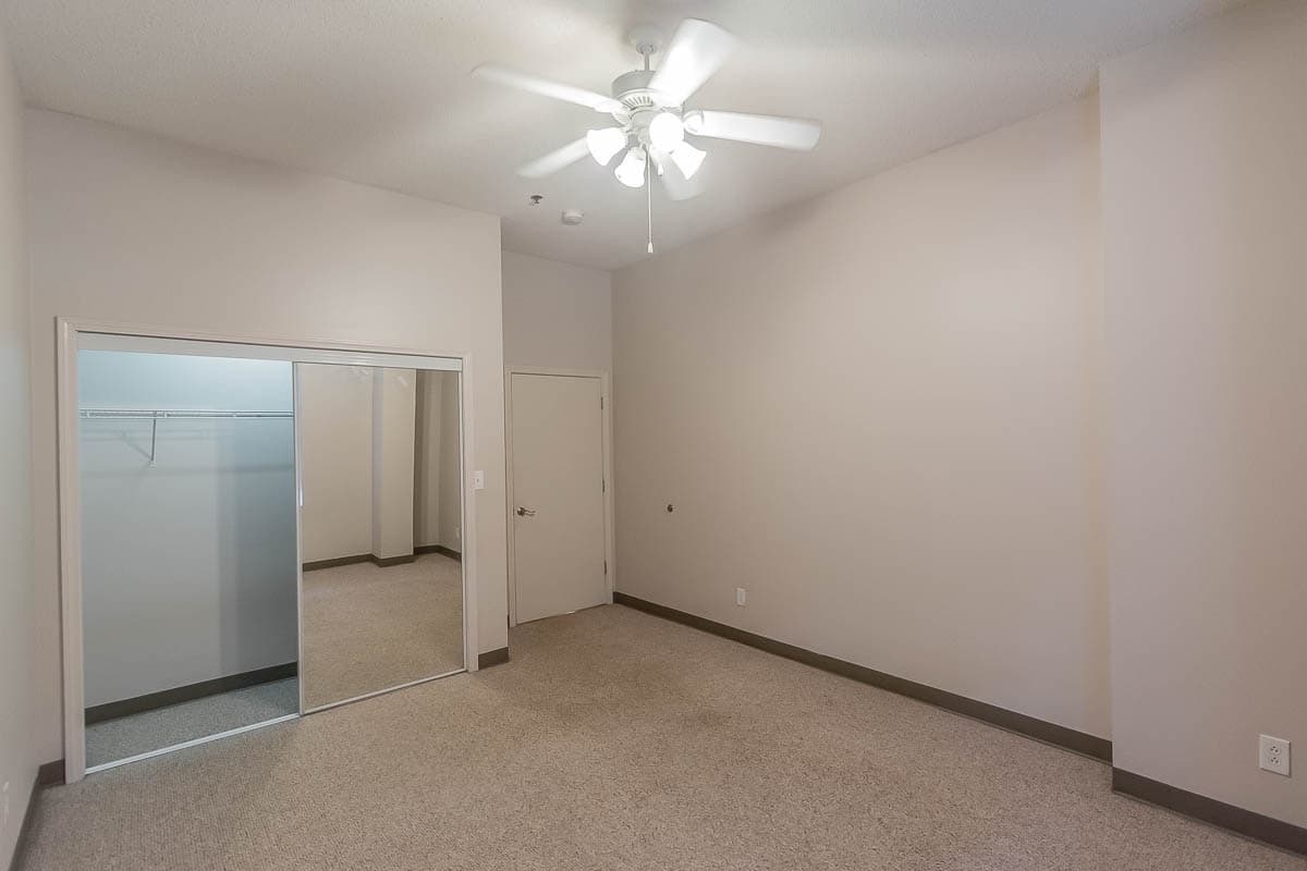 Bloomington Apartment: 601 N. College Ave.