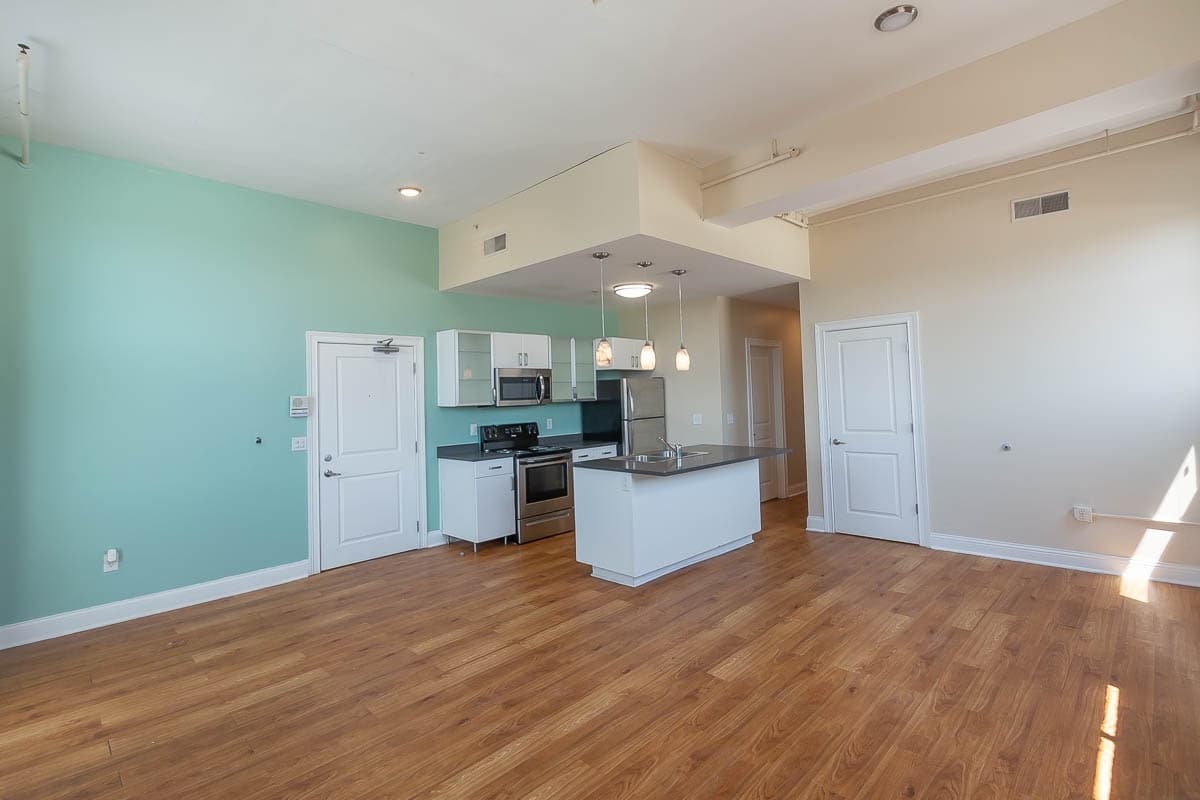 Bloomington Apartment: 106 E. Kirkwood Ave.