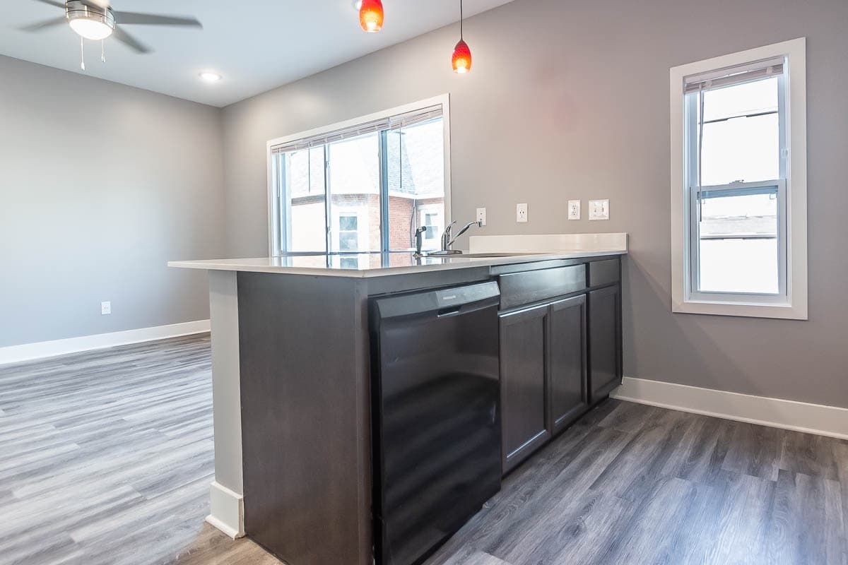 Bloomington Apartment: 221 E. Kirkwood Ave.