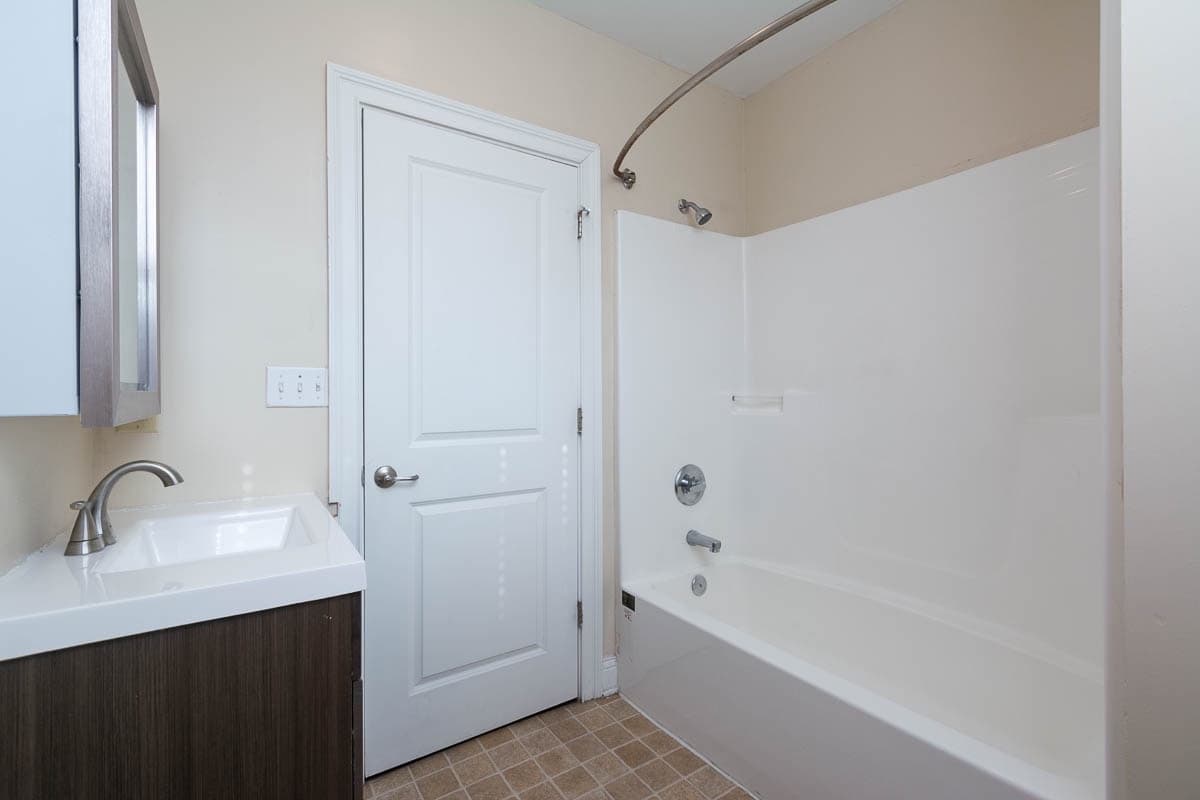 Bloomington Apartment: 106 E. Kirkwood Ave.