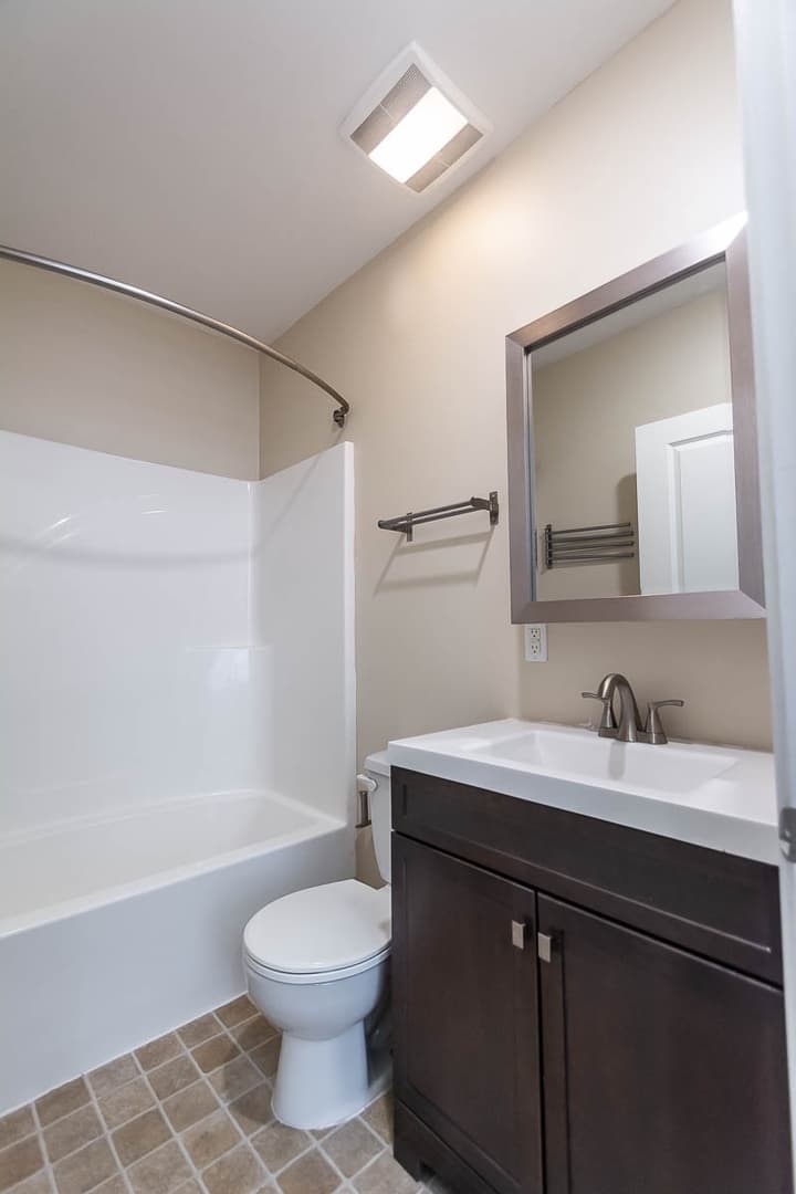 Bloomington Apartment: 106 E. Kirkwood Ave.