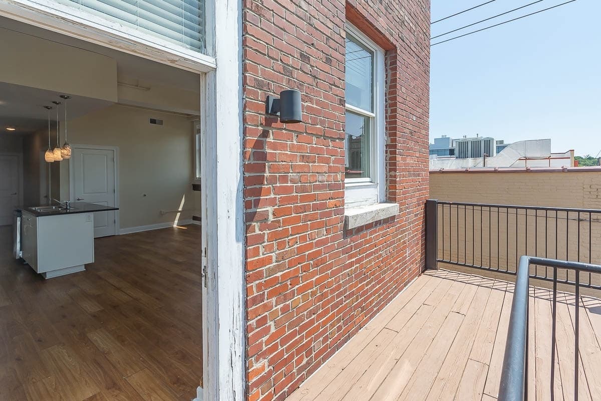 Bloomington Apartment: 106 E. Kirkwood Ave.