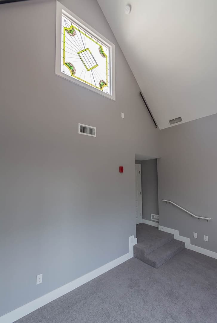 Bloomington Apartment: 221 E. Kirkwood Ave.