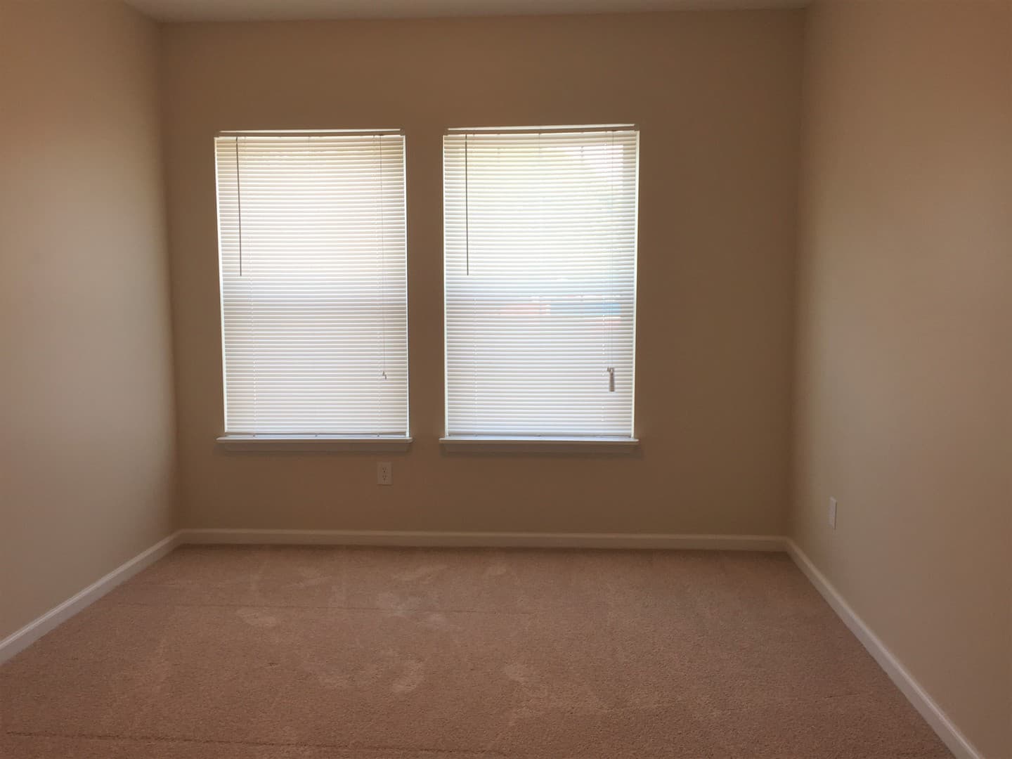 Bloomington Apartment: 1280 N. College Ave