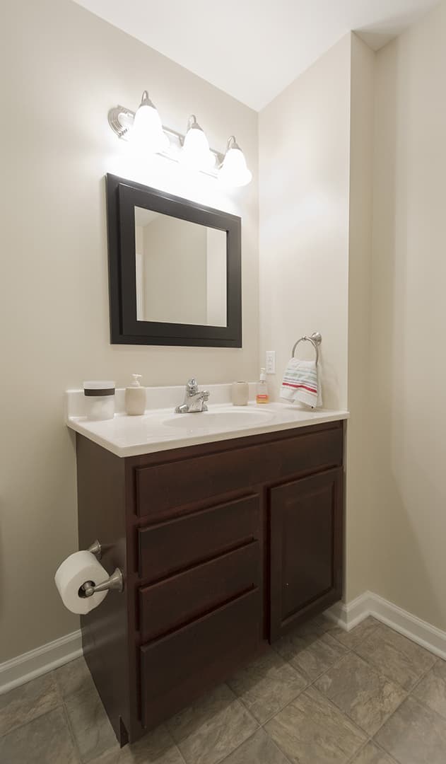 Bloomington Apartment: 2549 Eastgate Lane