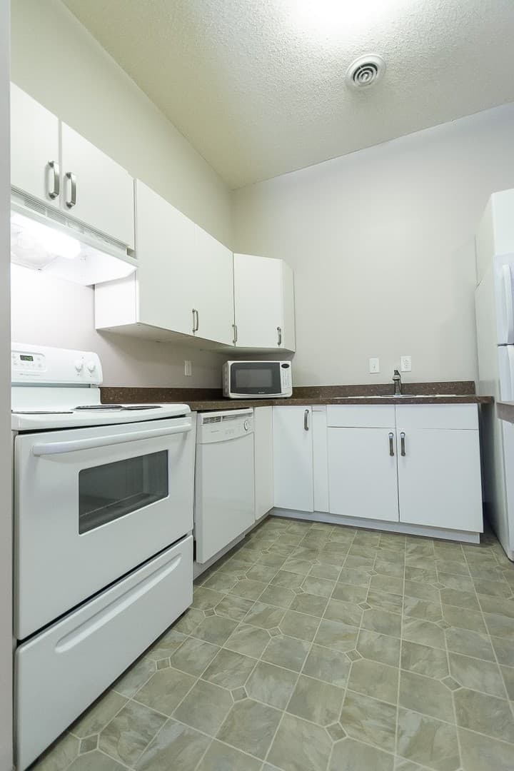 Bloomington Apartment: 601 N. College Ave.