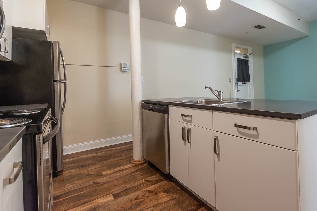 Bloomington Apartment: 106 E. Kirkwood Ave.